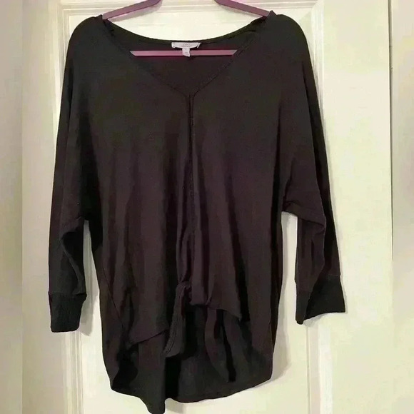 Large Black quarter sleeve soft front tie top - Picture 3 of 5